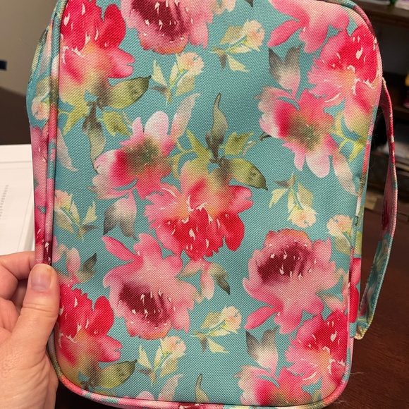 Floral Bible Cover - Picture 9 of 10